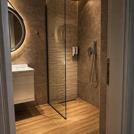Hotel Platon 4*