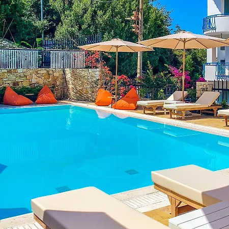 Hotel Platon 4*